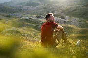 Der junge franz&ouml;sische Landwirt R&eacute;mi Dupouy macht sich auf eine Reise durch S&uuml;ditalien, wo bis heute bestimmte traditionelle Rassen von Ziegen, Schweinen, Hofhunden und K&uuml;hen in Einklang mit der Natur gez&uuml;chtet werden.