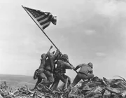 Die Schlacht von Iwo Jima ist einer der blutigsten K&auml;mpfe im Pazifik w&auml;hrend des Zweiten Weltkriegs.
