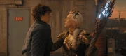 Freddy Freeman (Jack Dylan Grazer) und Hespera (Helen Mirren)