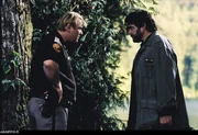 L-R: Hank Keough (Brendan Gleeson), Hector Cyr (Oliver Platt)