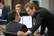 Ed Blackridge (Willem Dafoe, r.)