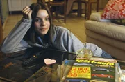 Die introvertierte Andrea (Milena Novakovic) sucht nach ihrer Identit&auml;t.