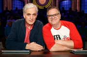 Rateteam-Kapit&auml;n Elton (r.) mit Schauspieler Walter Sittler (l.).