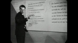Walter Jens interpretiert 1968 im Bayerischen Fernsehen das Gedicht "Anrufung des gro&szlig;en B&auml;ren" von Ingeborg Bachmann.