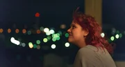 Annika (Stefanie Reinsperger)
