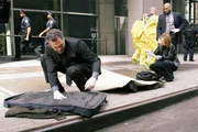 Detective Goren (Vincent D'Onofrio) untersucht den zum Teil radioaktiv verseuchten Tatort.