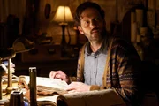 Nachdem ein örtlicher Juwelierladen ausgeraubt und im Zuge dessen der Besitzer kaltblütig ermordet wurde, bietet Monroe (Silas Weir Mitchell) seine Hilfe an. Und tatsächlich kann er einige brauchbare Informationen in Erfahrung bringen ... Nachdem ein örtlicher Juwelierladen ausgeraubt und im Zuge dessen der Besitzer kaltblütig ermordet wurde, bietet Monroe (Silas Weir Mitchell) seine Hilfe an. Und tatsächlich kann er einige brauchbare Informationen in Erfahrung bringen ...