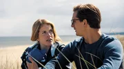 L-R: Svea (Paula Kalenberg) and Peter (Sebastian Wendelin)