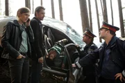 v.li.: Sandra Mohr (Miriam Stein), Sascha Bergmann (Hary Prinz), Eva Kovacs (Julia Cencig), Inspektor Linzer (Helmut Pucher), Max Leitgeb (Thomas Stipsits).