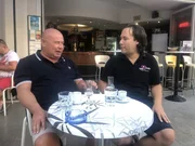 L-R: Werner Tomanek und Bar Italia-Besitzer Thomas Winter L-R: Werner Tomanek und Bar Italia-Besitzer Thomas Winter