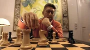 Helmut Elsner, ehemaliger Generaldirektor der BAWAG, beim Schachspielen. Helmut Elsner, ehemaliger Generaldirektor der BAWAG, beim Schachspielen.