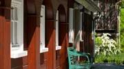 Umgebindehaus in Neugersdorf gelegen an der B96. (Foto f&uuml;r beide Teile verwendbar.)