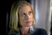 Jessica Tuck als Catherine Jessica Tuck als Catherine