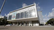 1989 wollten hunderte Menschen Dirty Dancing im Berliner Kino International sehen