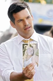Jesse Cardoza (Eddie Cibrian) muss mit dem Rest des Teams nach einer heißen Partynacht den Tod von drei College-Studenten aufklären und befragt mögliche Zeugen. Jesse Cardoza (Eddie Cibrian) muss mit dem Rest des Teams nach einer heißen Partynacht den Tod von drei College-Studenten aufklären und befragt mögliche Zeugen.