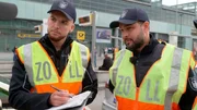 Julian und Hakan vernehmen Taxifahrer. Julian und Hakan vernehmen Taxifahrer.