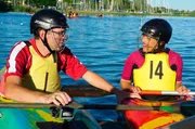 Jürgen Schneider und Annette Krause beim Kanu-Polo in Radolfzell. Jürgen Schneider und Annette Krause beim Kanu-Polo in Radolfzell.