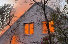 Brand bei Einfamilienhaus in Buckow.