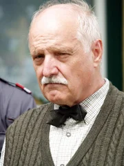 Gerhard Dorfer (Klaus Kerschbaumer).