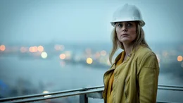 &Uuml;ber den D&auml;chern von Hamburg bekommt Nina Peffer (Silke Bodenbender) pl&ouml;tzlich Zweifel.