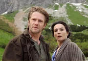 Lena (Julia Stemberger) und Anton (Thure Riefenstein) versuchen gemeinsam eine Katastrophe zu verhindern.