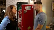 Mike kämpft damit, die Tage mit Saras Mutter Marika zu überstehen. Sie verhindert jede Annäherung zwischen ihm und Sara. Karim schafft kurzzeitig Abhilfe. Doch dann macht Marika Mike deutlich klar, dass er sich von Sara fernhalten soll. Mike kämpft damit, die Tage mit Saras Mutter Marika zu überstehen. Sie verhindert jede Annäherung zwischen ihm und Sara. Karim schafft kurzzeitig Abhilfe. Doch dann macht Marika Mike deutlich klar, dass er sich von Sara fernhalten soll.