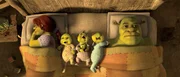 Fiona und Shrek mit ihren Babys.