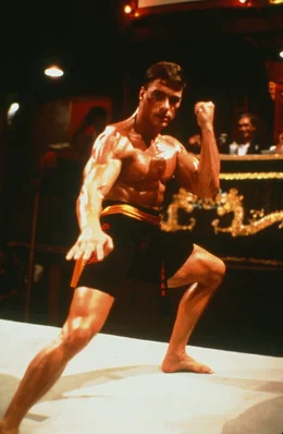 Frank Dux (Jean-Claude Van Damme)