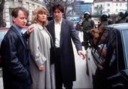 "Kommissar Rex", "M&ouml;rderische Leidenschaft." Die attraktive Diana Markus wird wegen Anstiftung zum Mord zu zehn Jahren Haft verurteilt. Im Bild (v.li.): Heinz Weixelbraun (Christian B&ouml;ck), Anne Kasprik (Diana Markus), Tobias Moretti (Richie Moser). Ver&ouml;ffentlichungszweck Presse (Auszug).