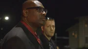 Detective Jamael Logan (l.)