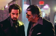 Carlitos (Al Pacino, li.) Ziel ist es nun, den Lebensabend mit Freundin Gail auf den Bahamas verbringen. Doch dieser Plan gestaltet sich schwieriger als gedacht.