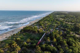 Eine von zwei Bahnlinien auf Madagaskar: Die &bdquo;Dia Tsara&ldquo;-Linie f&uuml;hrt vom Zentralmassiv an die Ostk&uuml;ste.