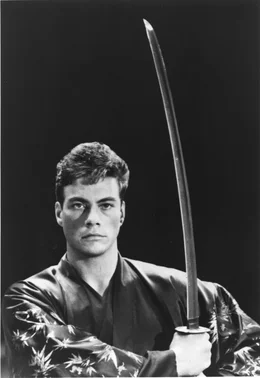 Frank Dux (Jean-Claude Van Damme)