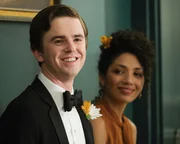Dr. Shaun Murphy (Freddie Highmore) und Dr. Carly Lever