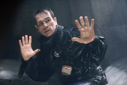 Samuel Gerard (Tommy Lee Jones)