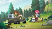 Die ganze Familie veranstaltet einen Campingausflug als Wettstreit. M&auml;dchen und Jungs teilen sich auf um zu beweisen, dass sie jeweils am besten in der Natur zurechtkommen.