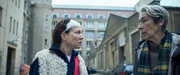 (v.li.): Hannah Herzsprung (Jenny von Loeben), Adele Neuhauser (Frau Markowski).