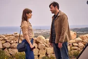 Ein Sommer auf Malta Nicht auf einer Wellenl&auml;nge: Katharina Nesytowa als Franka Eyckner, Michael Epp als John