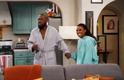 Malcolm Butler (Sheaun McKinney, l.); Nicki (Shanola Hampton, r.)