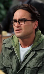 Hält sich nicht an Rajs Anweisung: Leonard (Johnny Galecki) ... Hält sich nicht an Rajs Anweisung: Leonard (Johnny Galecki) ...
