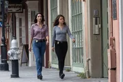 Special Agent Hannah Khoury (Necar Zadegan, l.); Tammy Gregorio (Vanessa Ferlito, r.)