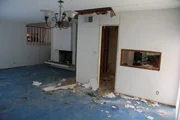 Wird es dem Makler-Ehepaar gelingen aus dem g&uuml;nstigen Haus in Buena Park eine Villa zu machen?