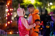 CHICAGO MED -- "What&iacute;s Hiding in the Dark" Episode 1105 -- Pictured: (l-r) Holly Curran as Sadie Smith, Luke Mitchell as Dr. Mitch Ripley