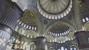 Letztes Ziel einer langen Reise: Istanbul mit seiner Blauen Moschee ist die historische Endstation des Orient-Express. Letztes Ziel einer langen Reise: Istanbul mit seiner Blauen Moschee ist die historische Endstation des Orient-Express.