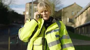 Catherine (Sarah Lancashire) hat sich geirrt: der verhaftete Verdächtige Shawn gibt kein brauchbares Geständnis ab und leugnet alles. Catherine (Sarah Lancashire) hat sich geirrt: der verhaftete Verdächtige Shawn gibt kein brauchbares Geständnis ab und leugnet alles.