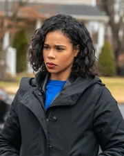 Sheryll Barnes (Roxy Sternberg) Sheryll Barnes (Roxy Sternberg)