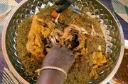 Thiéré wird auf Basis von Hirse zubereitet und ist im Senegal eine beliebte Beilage zu Fleisch, Geflügel oder Fisch. Thiéré wird auf Basis von Hirse zubereitet und ist im Senegal eine beliebte Beilage zu Fleisch, Geflügel oder Fisch.