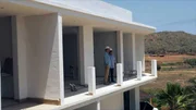 Karibik: Patrick A. Hafner erkundet, wie Venezuela wieder zur begehrten Urlaubsdestination werden soll. F&uuml;r den erhofften Touristenboom in Venezuela werden alte Anlagen saniert.