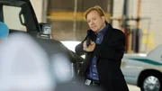 Horatio (David Caruso) muss blitzschnell handeln, um das Leben von Anita Torres zu retten, die offensichtlich auf der Todesliste der Mala Noche steht... Horatio (David Caruso) muss blitzschnell handeln, um das Leben von Anita Torres zu retten, die offensichtlich auf der Todesliste der Mala Noche steht...