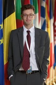 Xavier Lacaille als Samy